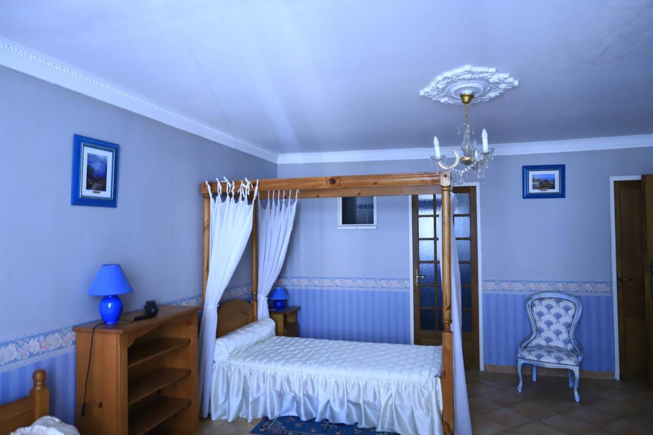 Le Baldaquin Bed & Breakfast มูสติเยร์-แซ็งต์-มารี ภายนอก รูปภาพ