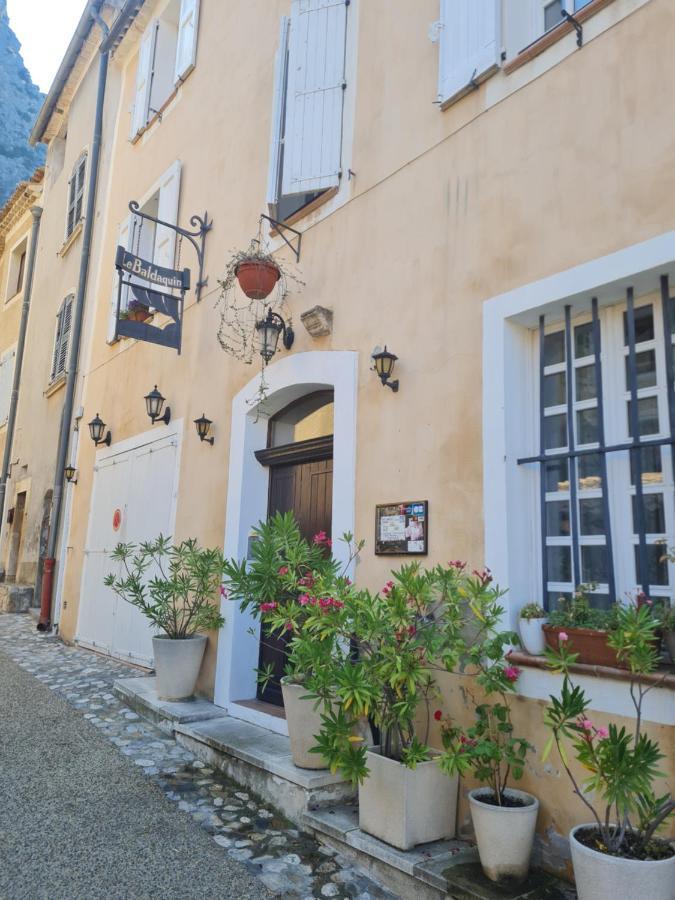 Le Baldaquin Bed & Breakfast มูสติเยร์-แซ็งต์-มารี ภายนอก รูปภาพ